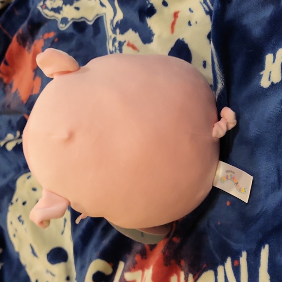 7.5" Peter the Pig Squishmallow - Picture 2 of 4